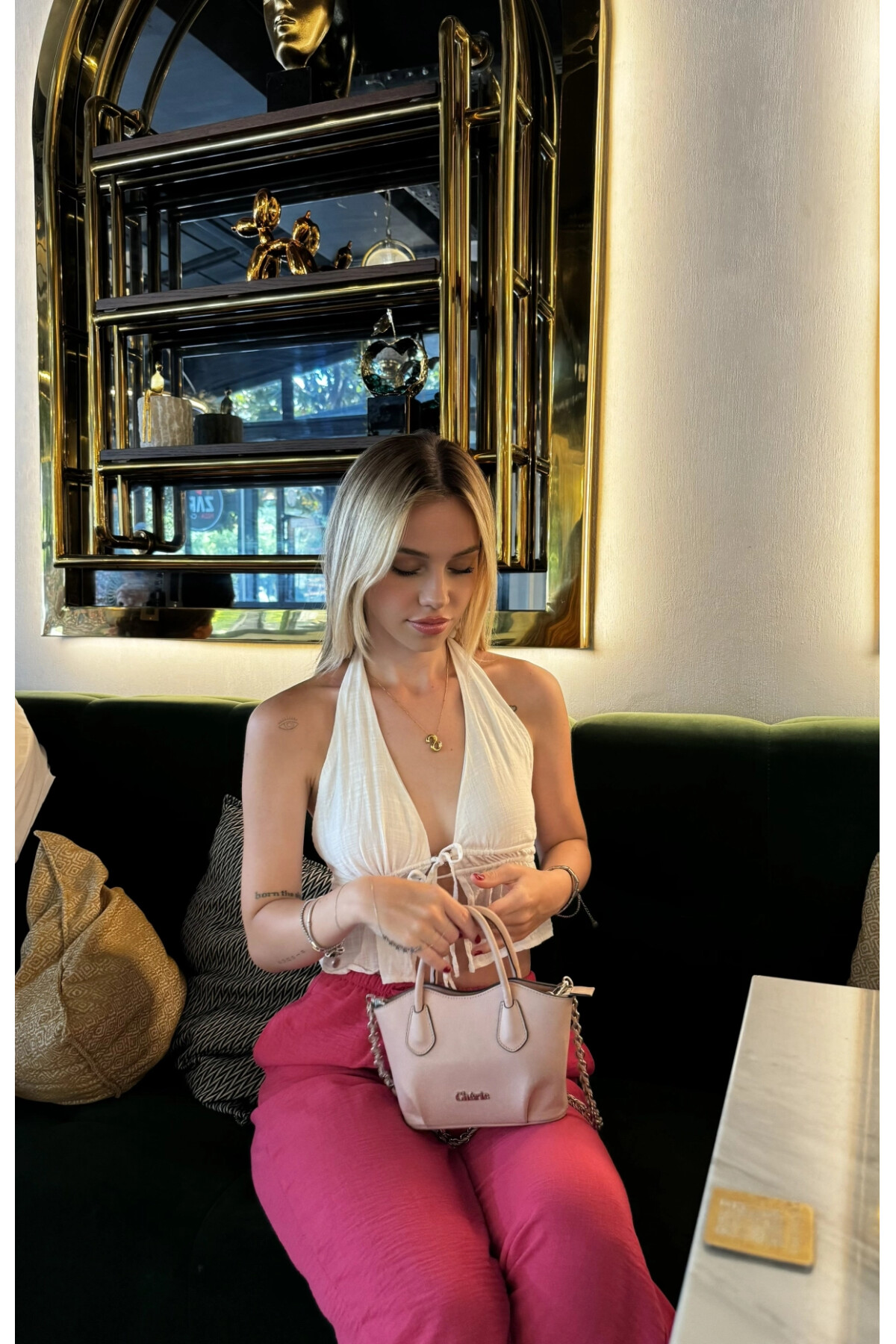 Kadın Beyaz Boyundan Bağlamalı Sırtı Açık Keten Büstiyer (ZCK108)