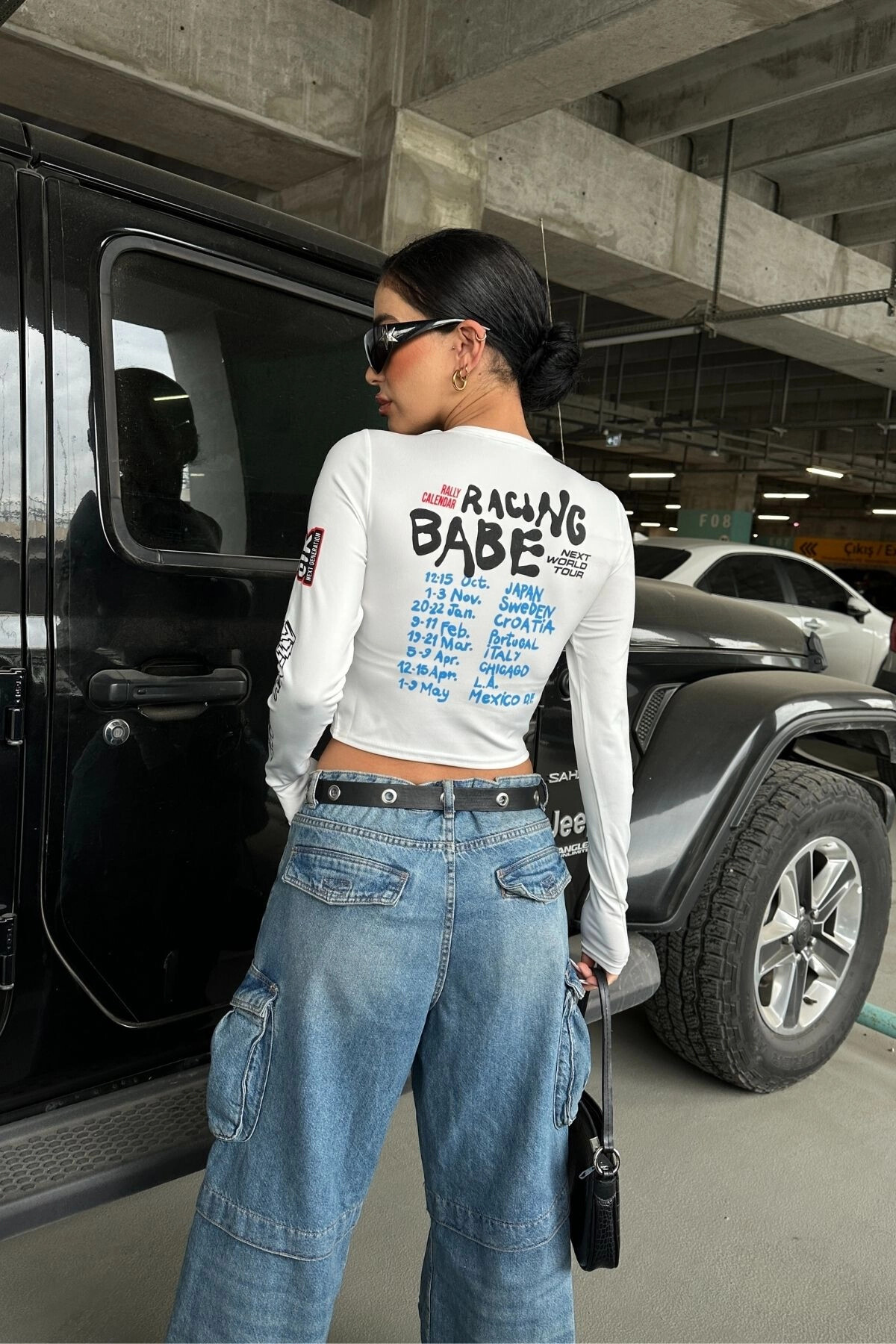 Kadın Ekru Yarış Desenli Uzun Kollu Pamuklu Crop T-Shirt (zck0579)