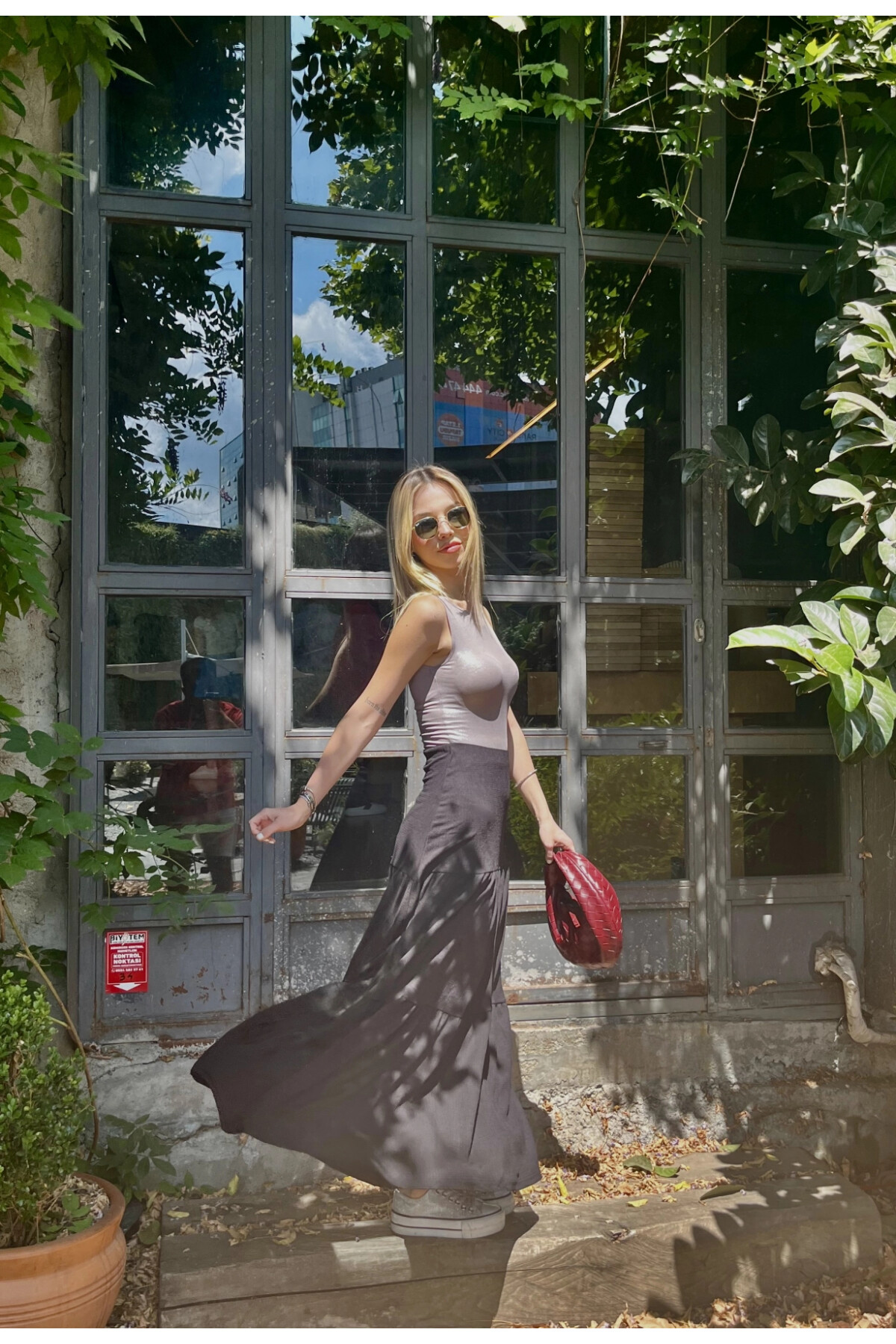 Kadın Gri Yüksek Bel Volamlı Uzun Etek (ZCKTSA325)