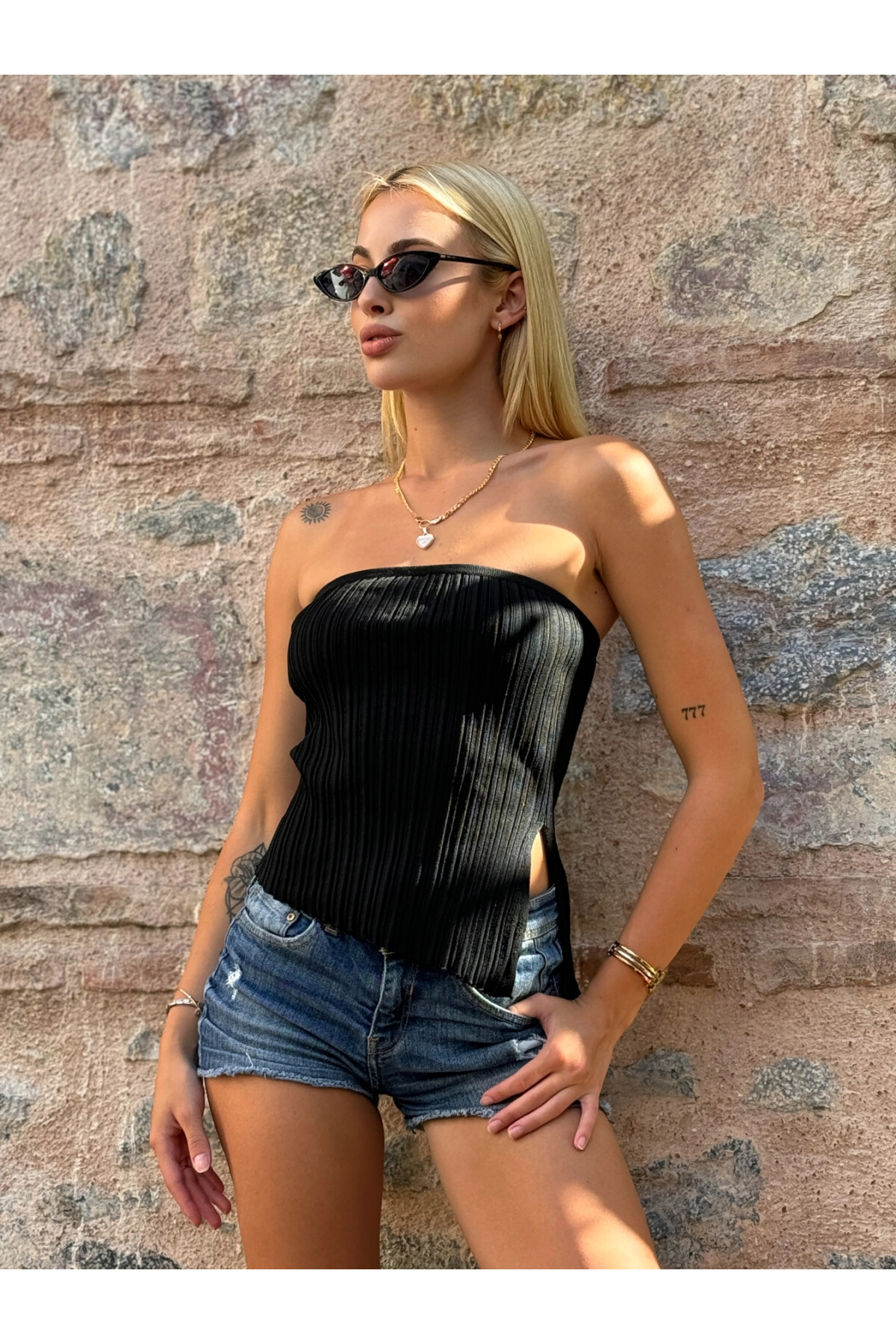 Kadın Siyah Asimetrik Triko Straplez Bluz (ZCKTY029)