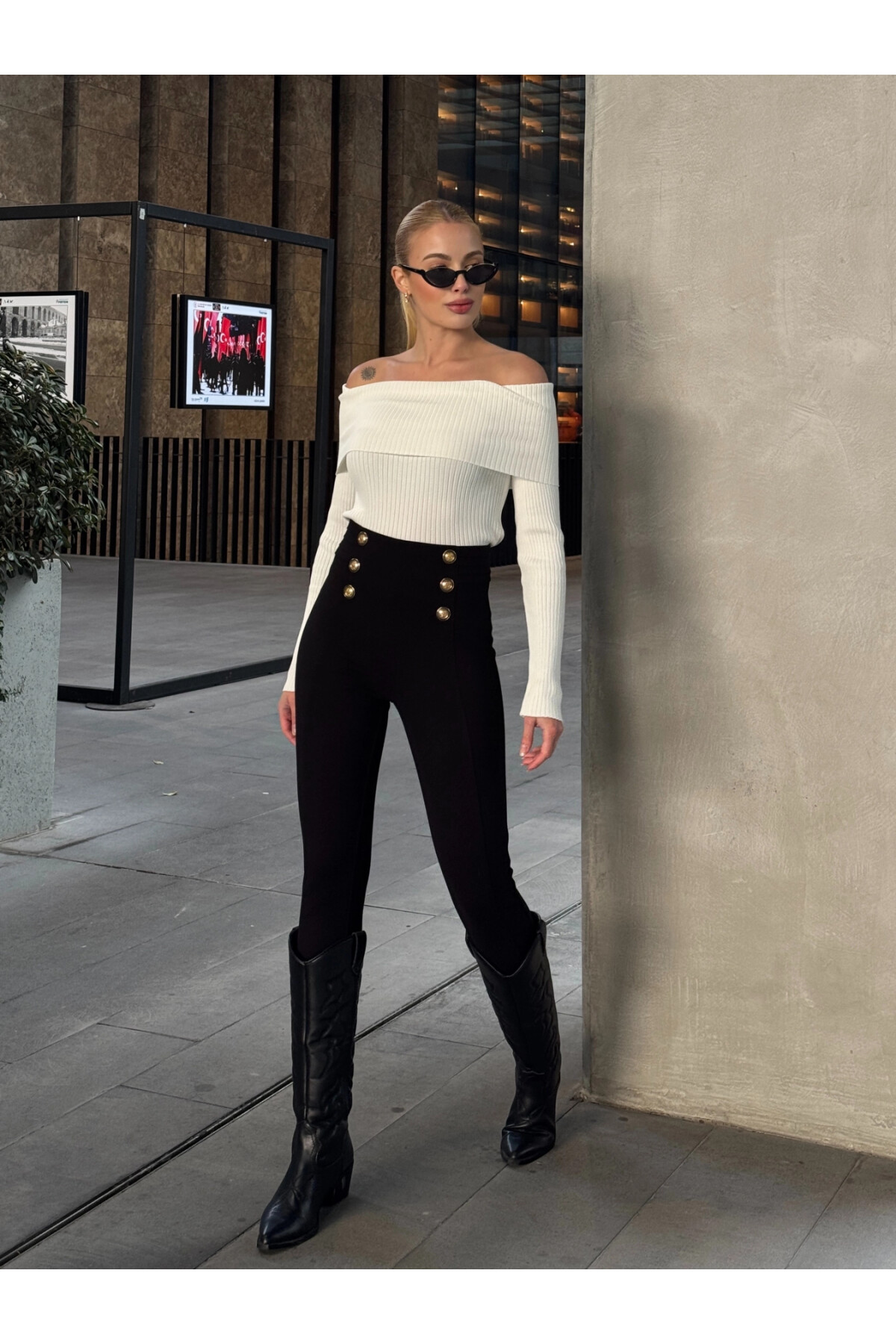Kadın Siyah Düğme Detaylı Tayt (ZC117)