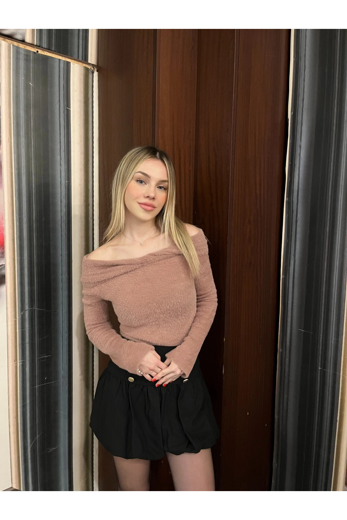 Kadın Vizon Açık Omuz Peluş Kazak (ZCKTY041)