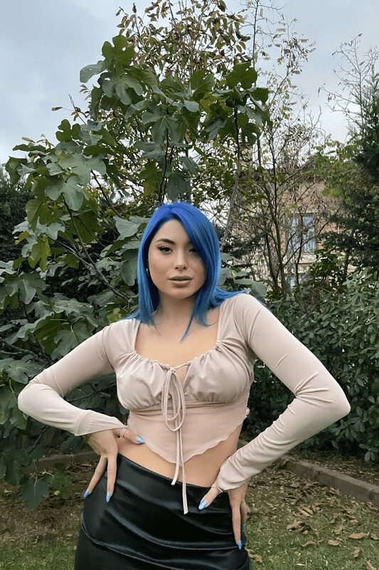 Kadın Bej Asimetrik Kesim Crop Tül Bluz (zck0569)