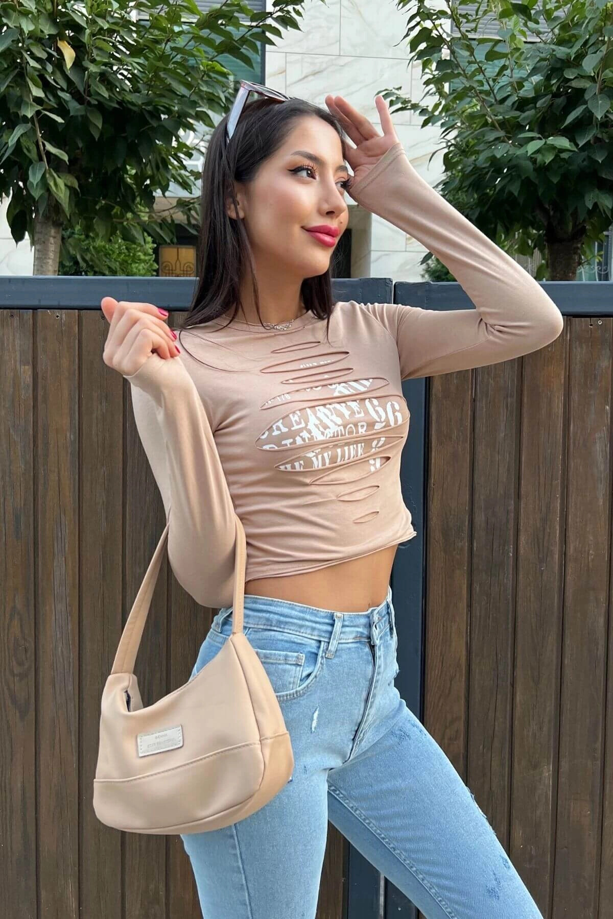 Kadın Bej Önü Parçalı Baskılı Bluz (zck0712)