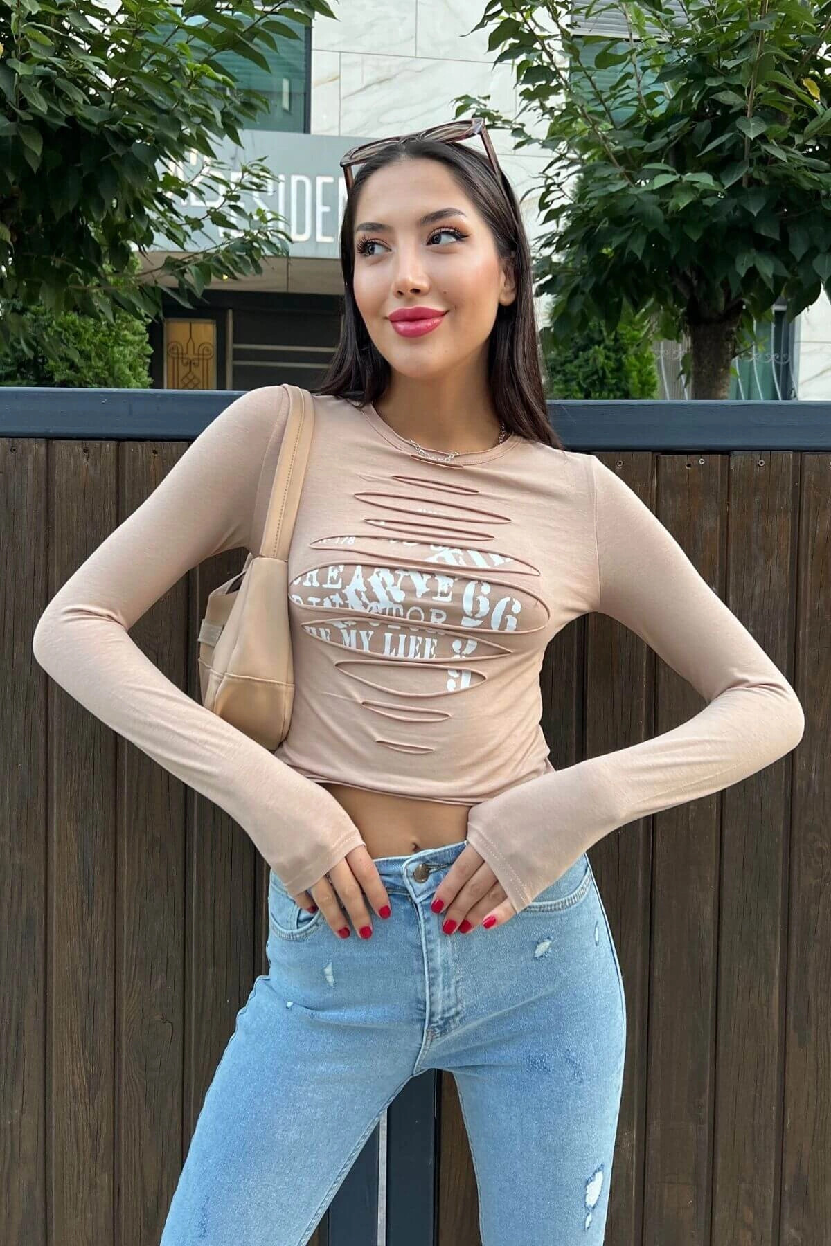 Kadın Bej Önü Parçalı Baskılı Bluz (zck0712)