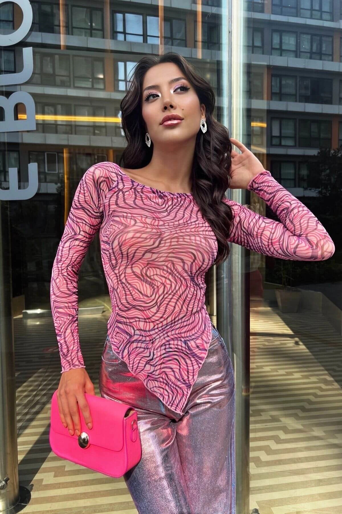 Kadın Çok Renkli Baskılı Uzun Kollu Asimetrik Kesim Transparan Tül Bluz (zck0705)