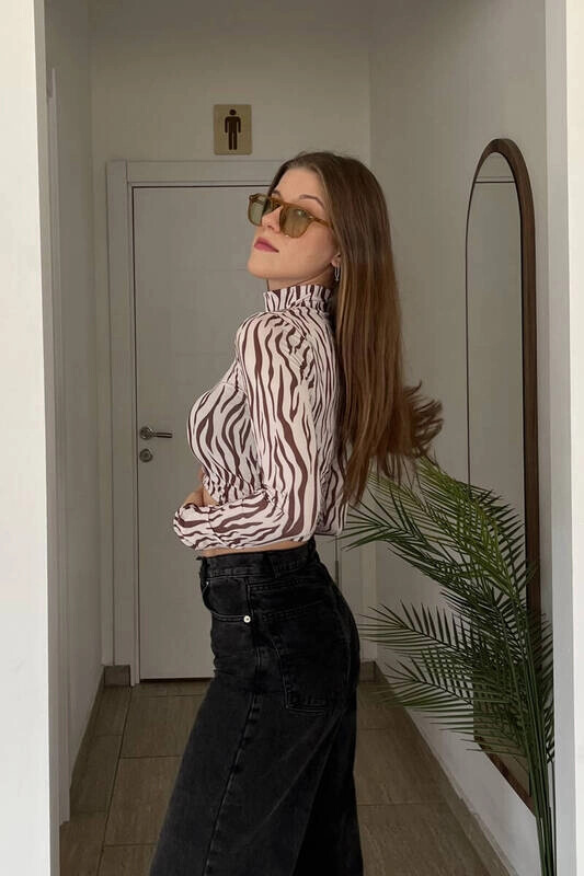 Kadın Kahverengi Balıkçı Yaka Asimetrik Desenli Bluz (zck0544)