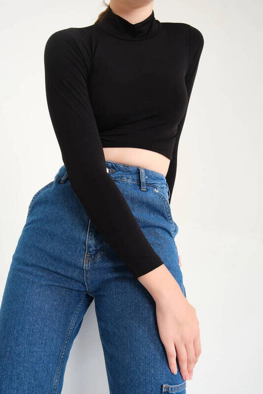 Kadın Siyah Balıkçı Yaka Asimetrik Desenli Bluz (zck0544)