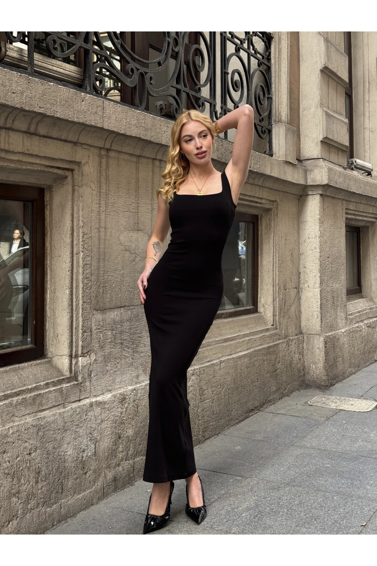 Kadın Siyah Kare Yaka Midi Boy Elbise (ZCKSS162)